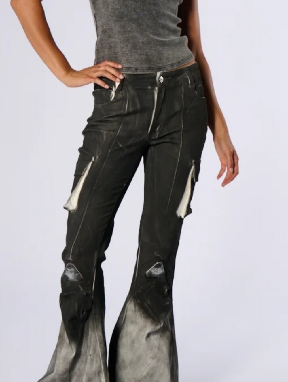 AKIRA Black Wash Flared Cargo Denim Pants NWT Women's Size Small